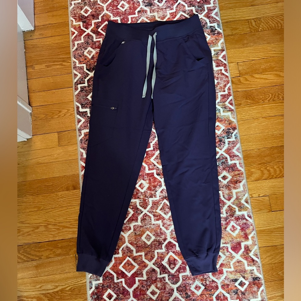 Purple Shadow Figs technical collection bottoms size S PO 2199
